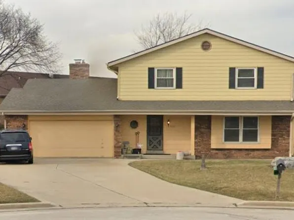 4898 West Abbott AVENUE, Greenfield, WI 53220