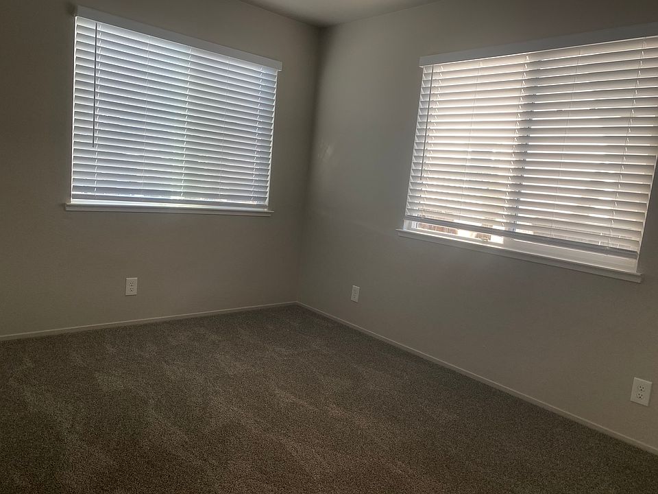 2nd image of 434 2nd St #A