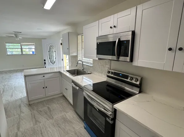 3045 SE Bonita St #3045, Stuart, FL 34997