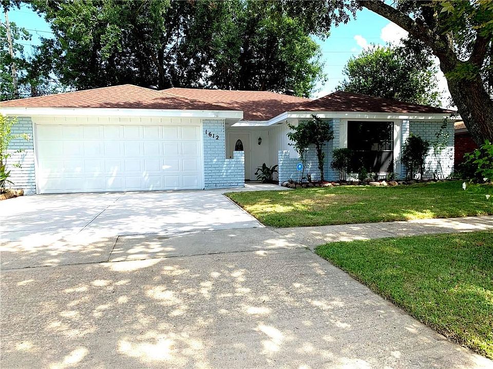 1st image of 1612 Cambridge Dr