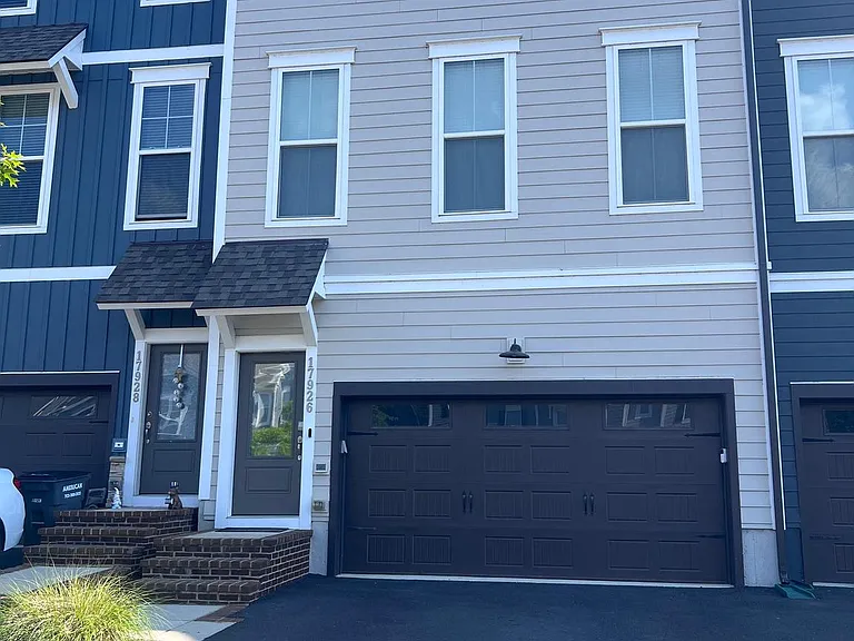 17926 Woods Overlook Dr — Photo 1