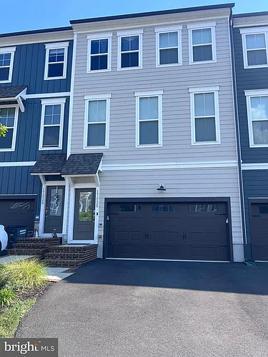 17926 Woods Overlook Dr Photo 1