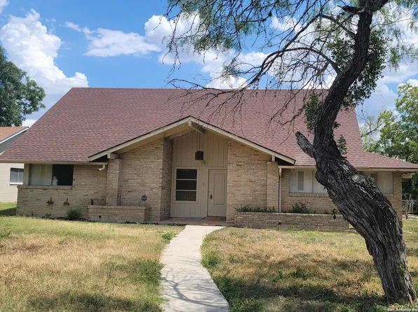 118 S gardenview, Castle Hills, TX 78213