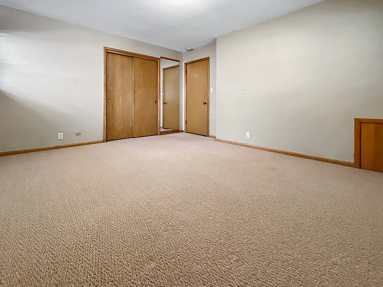 606 N Columbia Rd — Photo 11