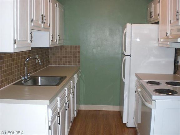 3rd image of 9601 Sunrise Blvd Unit 14