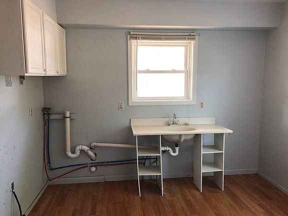 5th image of 50 Partridge Dr