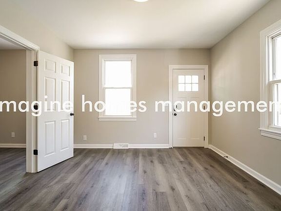 2nd image of 2456 Thurman Ave