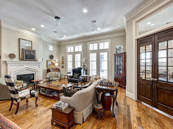 2140 Kipling St, Houston, TX 77098