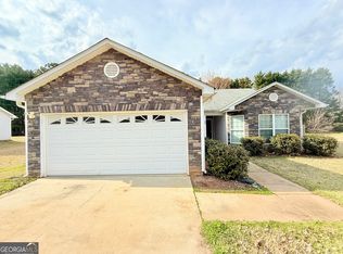 125 Whistle Way, Locust Grove, GA 30248