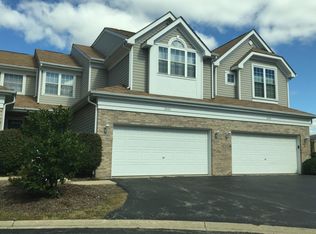 2063 Constitution Ct, Aurora, IL 60506