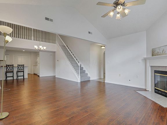 3rd image of 6267 Braelinn Dr