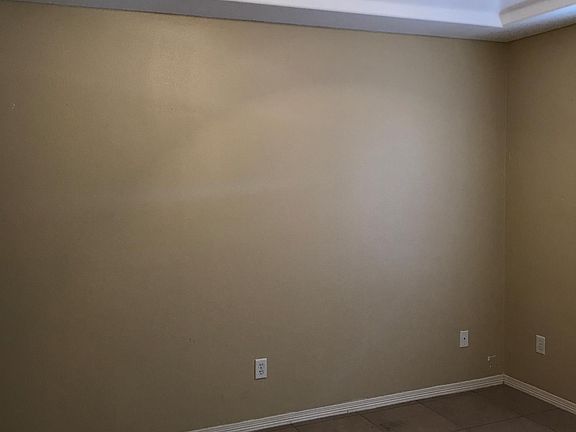 5th image of 2016 Bahamas Dr APT 4