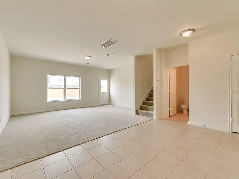 1219 Juniper Dr — Photo 2