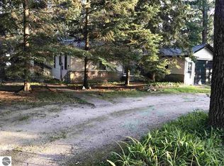 1766 Cowan Dr, National City, MI 48748