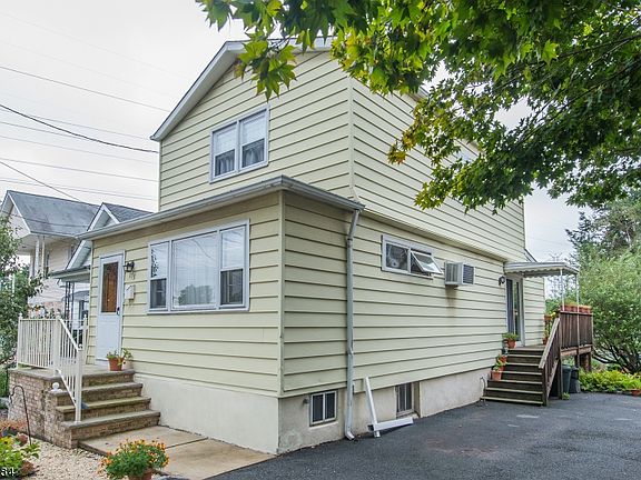 2nd image of 115 Margaret Ave