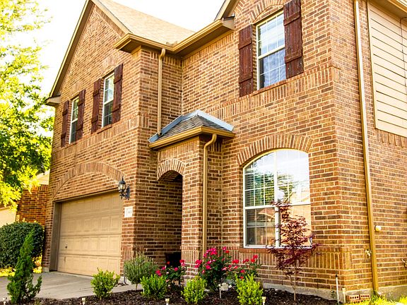 3rd image of 3600 Meridian Dr