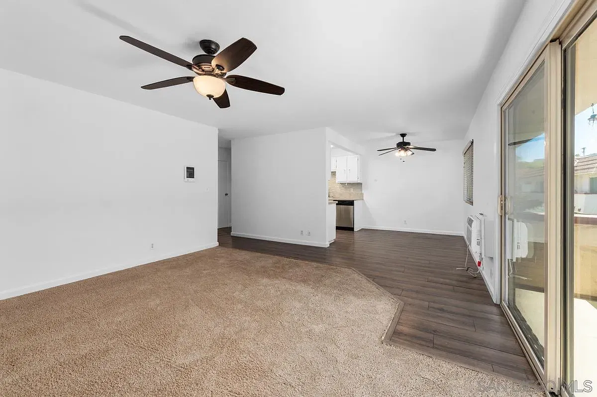 3 bed, 1200 sqft, $2,995 — Photo 2