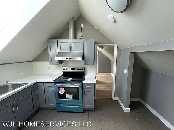 4th image of 852 NE 57th St #8849165