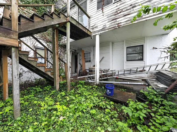 105 W 4th St, Maysville, KY 41056