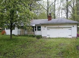 4858 Lakeview Rd, West Farmington, OH 44491