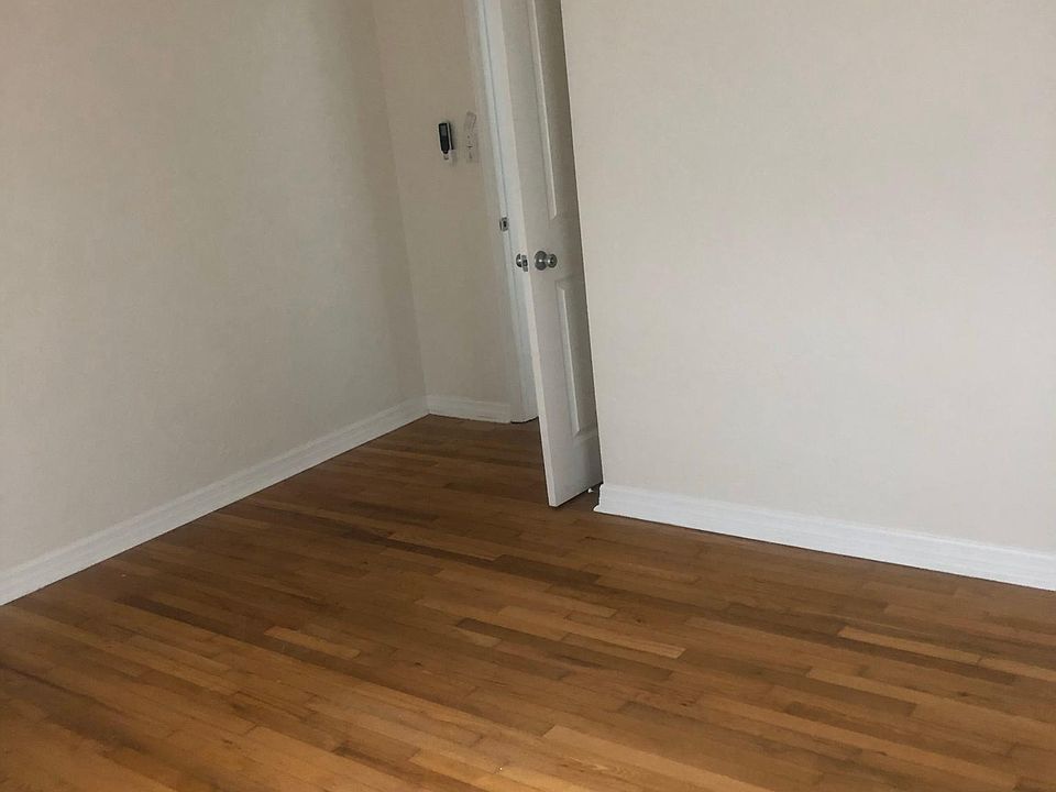1st image of 2176 7th Ave N