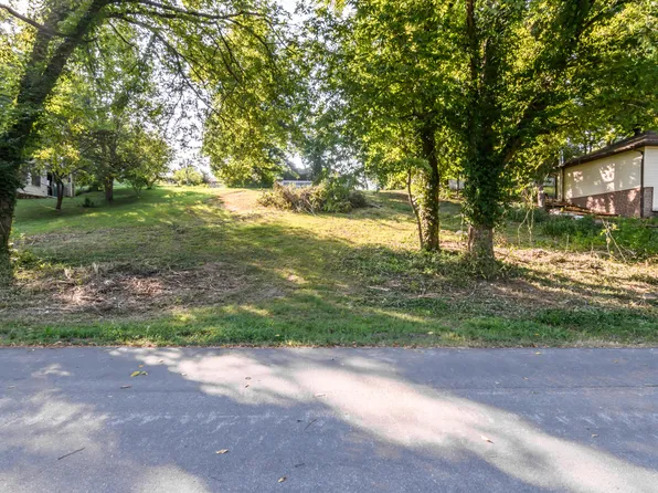 630 Wisconsin Road, Hollister, MO 65672