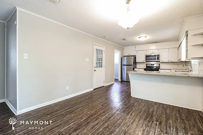 22 Single Oaks Dr — Photo 6