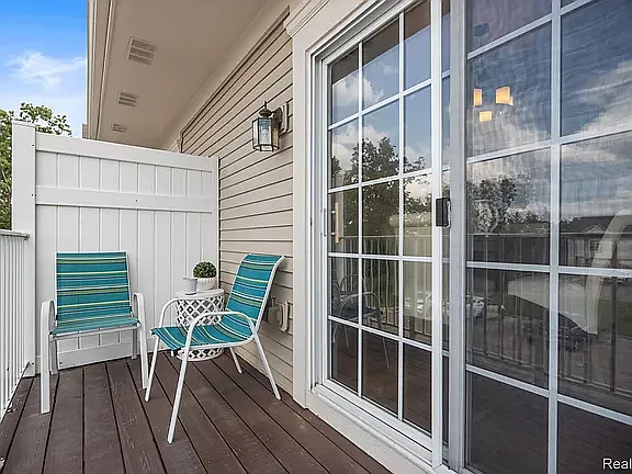 17200 Addington Dr — Photo 9