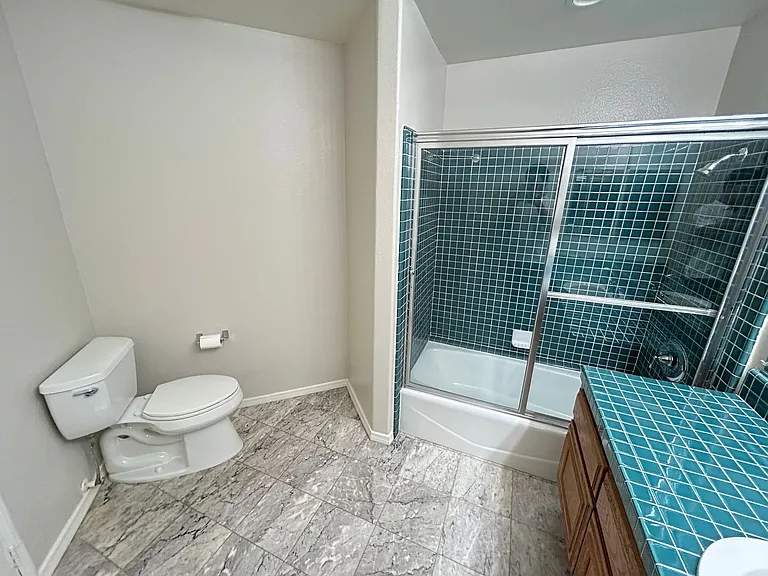 8132 E Hillsdale Dr — Photo 33