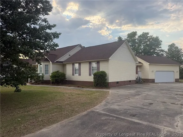 47 Hidden Cove Ln, Clinton, NC 28328
