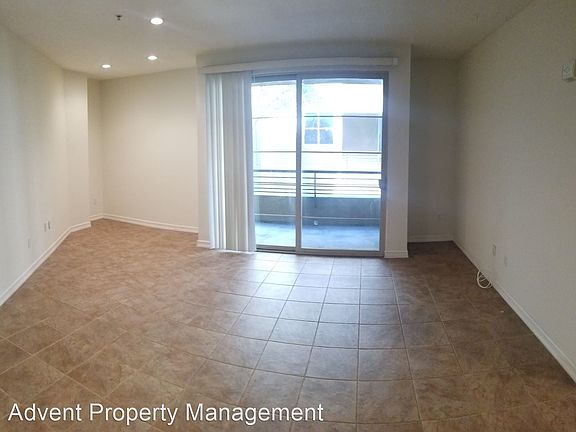5th image of 1480 Broadway Unit 2406