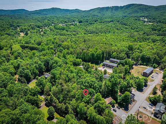 5th image of 3843 Oak Dr