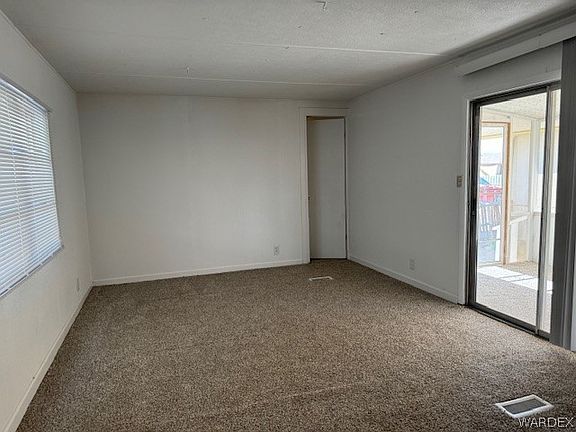 5th image of 294 Riverwood Lane