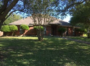 1117 The Meadows Pkwy, Desoto, TX 75115