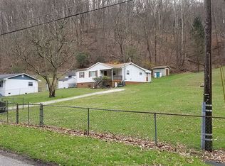 1946 Valley Grove Rd, Charleston, WV 25311
