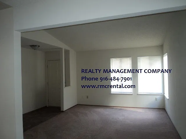 4 Bed / 2 Bath South Natomas Home for Rent — Photo 4