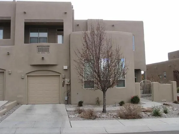 8712 Desert Fox Way NE, Albuquerque, NM 87122