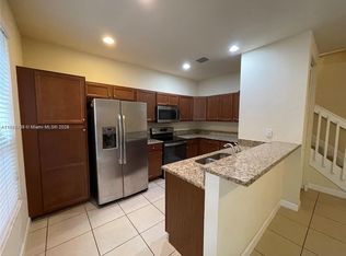 17103 SW 96th St, Miami, FL 33196