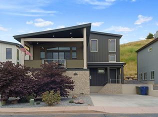 59 E Columbus Ct, Salt Lake City, UT 84103