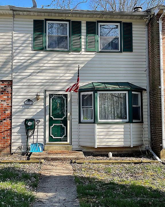 1st image of 1914 Abbey Ln