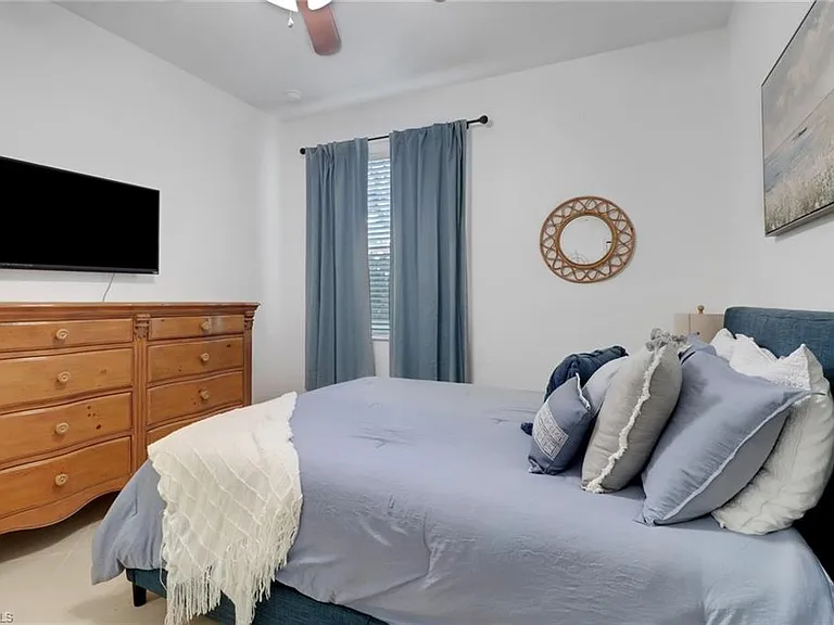 11295 Red Bluff Ln — Photo 15