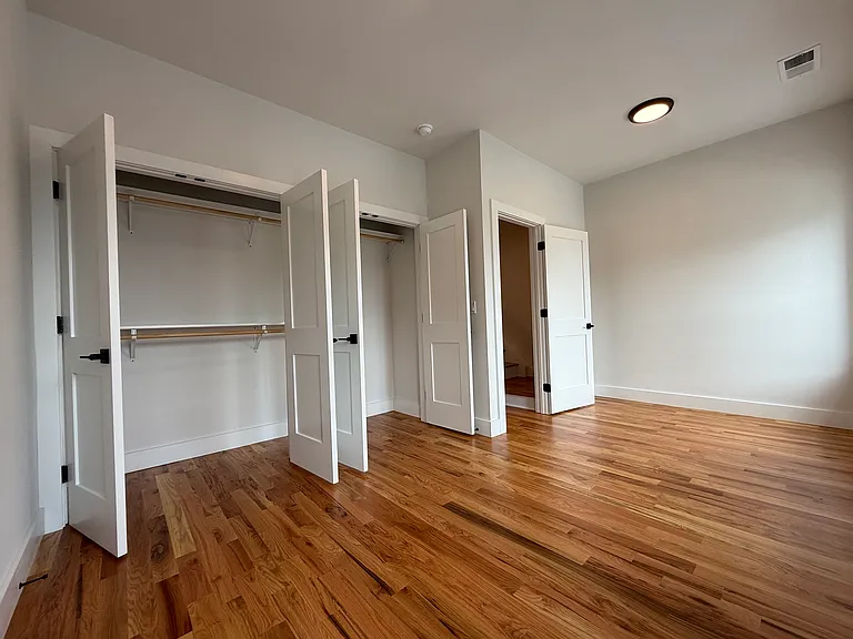 160 Main St #1 — Photo 28