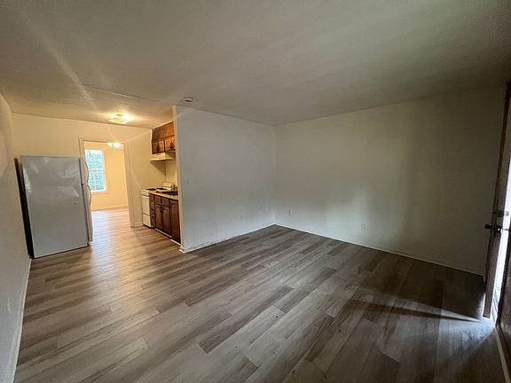 5th image of 425 29th Pl #B