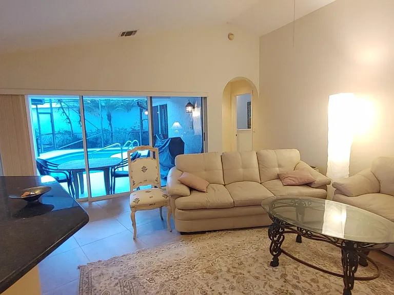 16461 Riverwind Dr — Photo 14