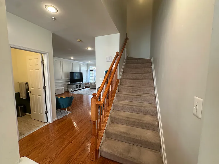 1145 Carbondale Way — Photo 23