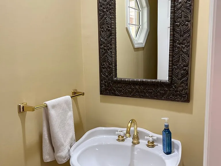 7 Golden Hind Dr — Photo 10