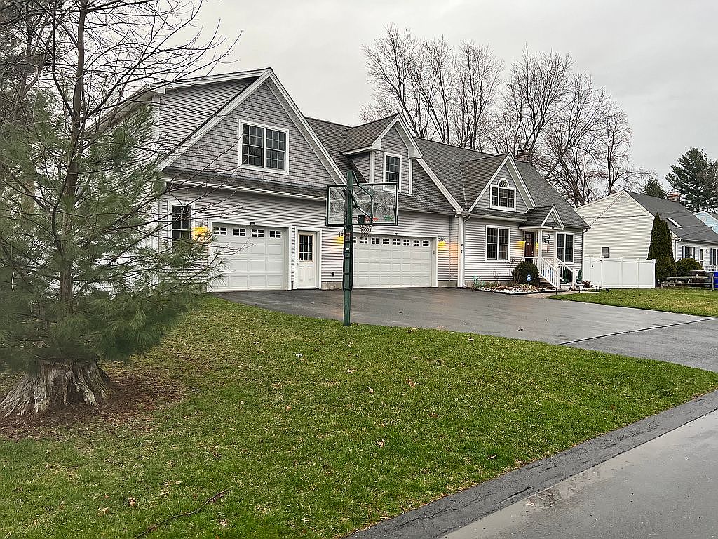 7 Lake Dr, Enfield, CT 06082 Zillow