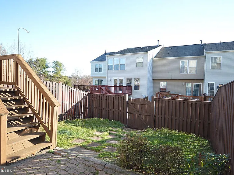 106 Cagney Ter SE — Photo 23