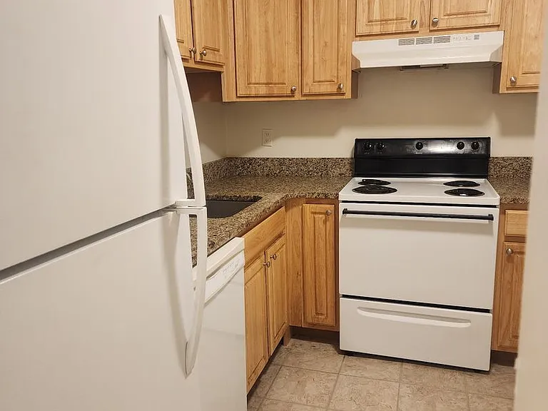 717 Saint Paul St #721 — Photo 2