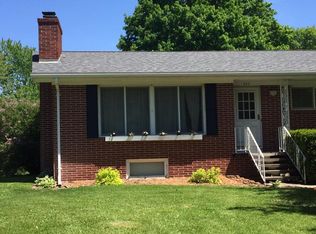 245 Letsch Rd, Waterloo, IA 50701